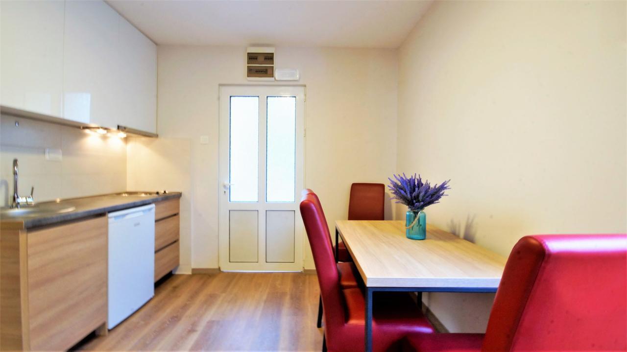 Apartments Bracanovic Будва Екстер'єр фото