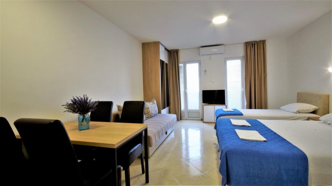 Apartments Bracanovic Будва Екстер'єр фото