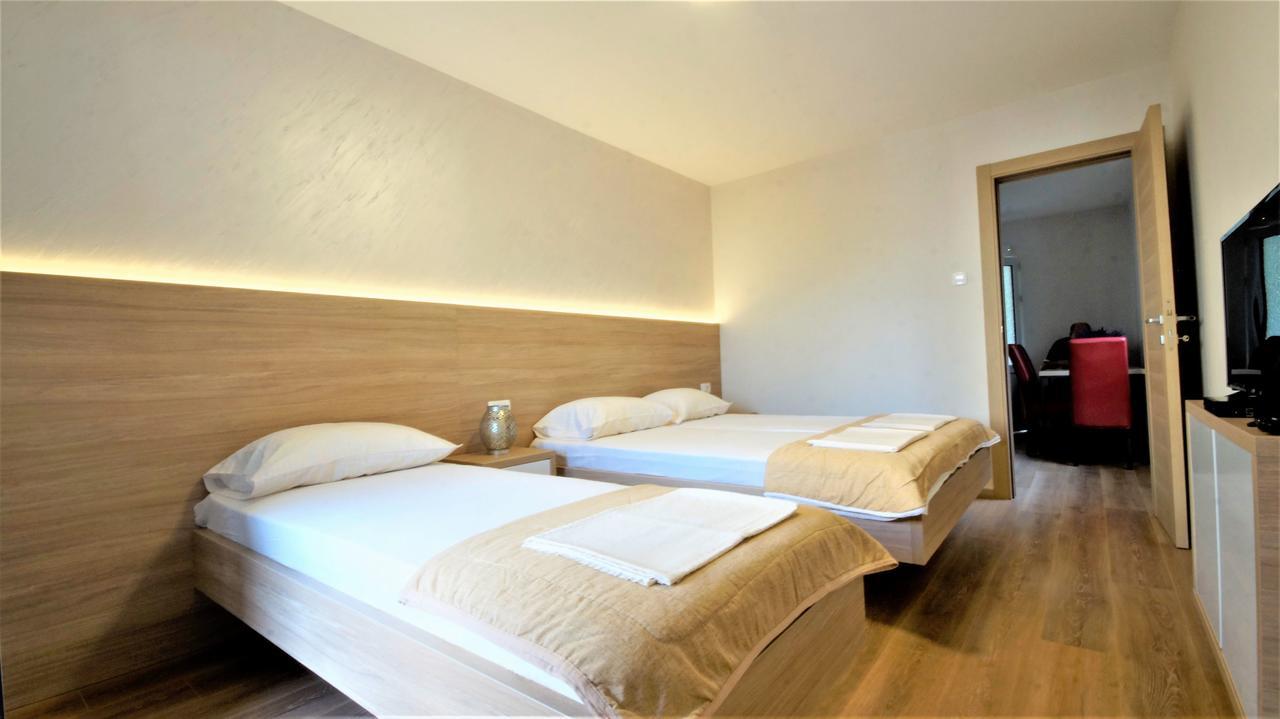 Apartments Bracanovic Будва Екстер'єр фото